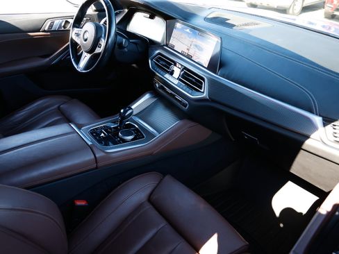 Used 2020 BMW X6 M50i image 20