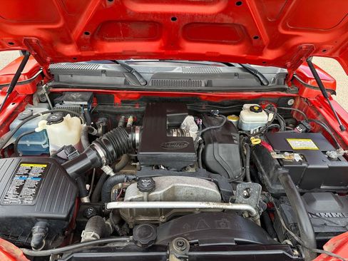 Used 2009 HUMMER H3T Luxury image 22