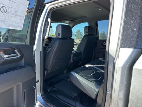 Used 2025 Chevrolet Silverado 1500 RST w/ Convenience Package II image 21