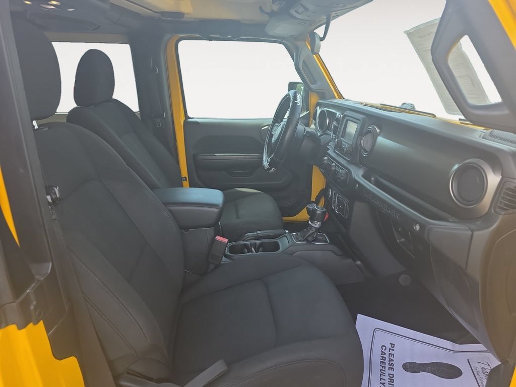 Used 2019 Jeep Wrangler Sport AWD/4WD image 15