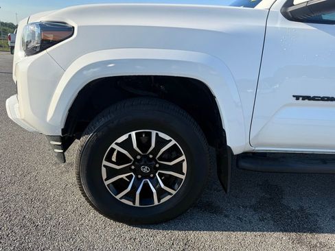 Used 2020 Toyota Tacoma TRD Sport w/ Technology Package AWD/4WD image 51