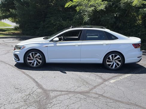 Used 2019 Volkswagen Jetta GLI Autobahn FWD image 8
