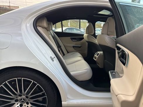 Used 2024 Mercedes-Benz C 300 4MATIC Sedan image 22