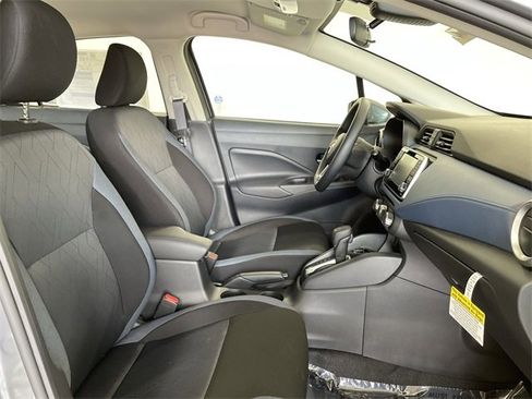 Certified 2025 Nissan Versa SV w/ Trunk Package image 18