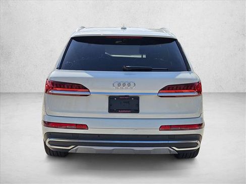 Used 2021 Audi Q7 2.0T Premium Plus w/ Executive Package AWD/4WD image 7