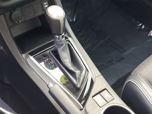 Used 2016 Toyota Corolla L image 23