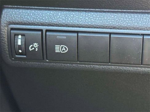 Certified 2023 Toyota Corolla SE image 19