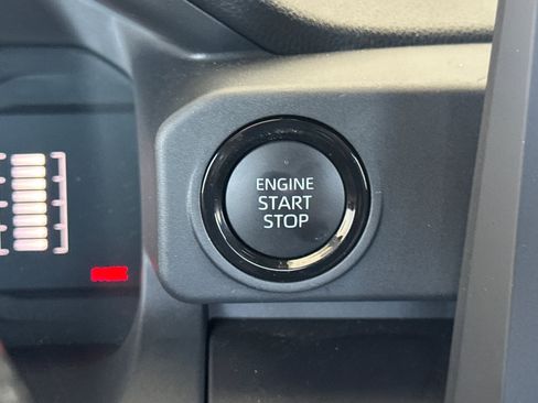 Used 2025 Toyota Tacoma SR w/ SR Upgrade Package RWD image 19