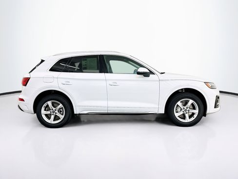 Used 2023 Audi Q5 2.0T Premium w/ Convenience Package AWD/4WD image 10