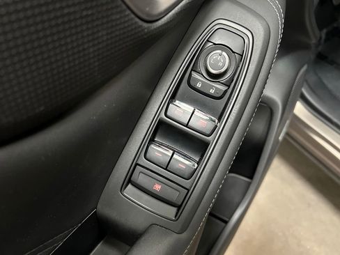 Used 2020 Subaru Forester Limited AWD/4WD image 13