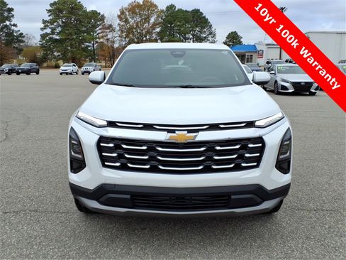 New 2026 Chevrolet Equinox LT image 8
