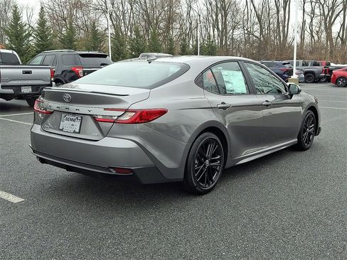 New 2026 Toyota Camry SE image 6