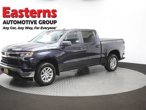 Used 2023 Chevrolet Silverado 1500 LT AWD/4WD image 58
