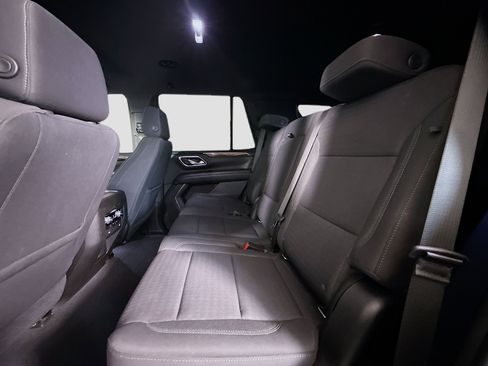 Used 2021 GMC Yukon SLE AWD/4WD image 25