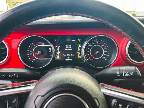 Used 2020 Jeep Gladiator Rubicon image 17