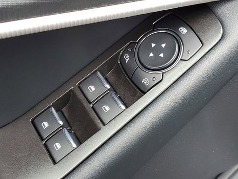 New 2026 Ford Explorer ST-Line image 29