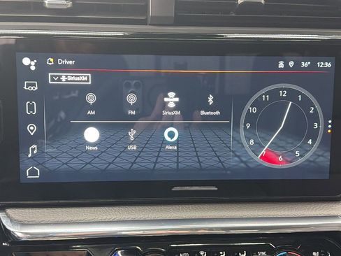 Used 2025 GMC Sierra 3500 Denali w/ Denali Reserve Package image 30