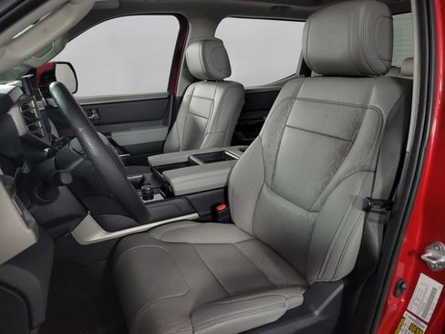 Used 2022 Toyota Tundra Limited image 15