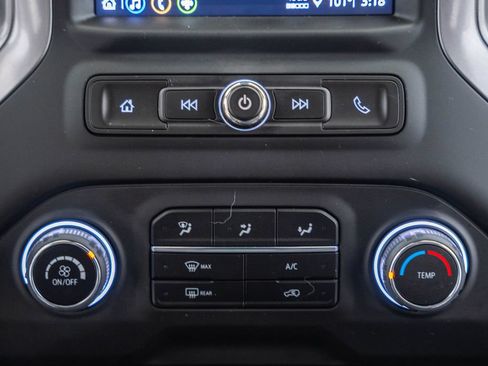 Used 2022 Chevrolet Silverado 1500 Custom AWD/4WD image 24