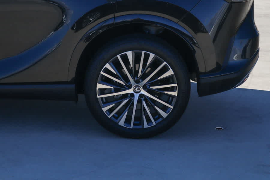 Certified 2023 Lexus RX 350 Premium Plus w/ Cold Area Package FWD image 12