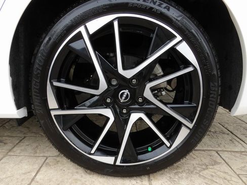 Certified 2024 Nissan Sentra SR image 11