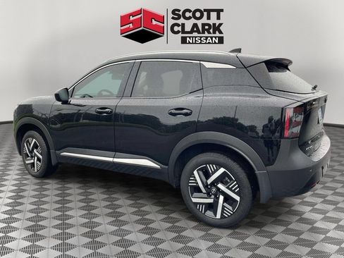 Used 2026 Nissan Kicks SV FWD image 4