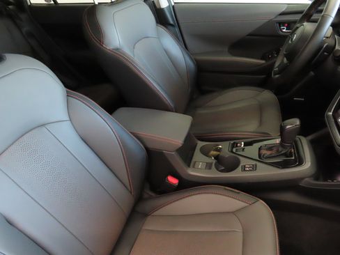 Certified 2025 Subaru Crosstrek 2.5i Limited w/ Crosstrek Mirror Package AWD/4WD image 26