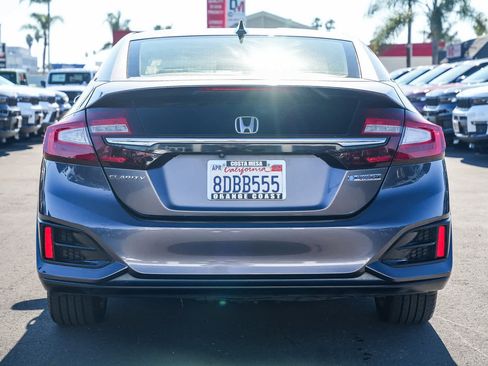 Used 2018 Honda Clarity Plug-In Hybrid image 5