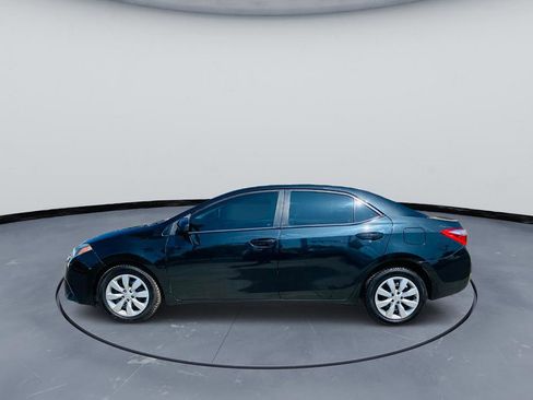 Used 2015 Toyota Corolla LE image 3