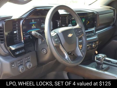 Certified 2025 Chevrolet Silverado 1500 High Country w/ High Country Premium Package AWD/4WD image 10