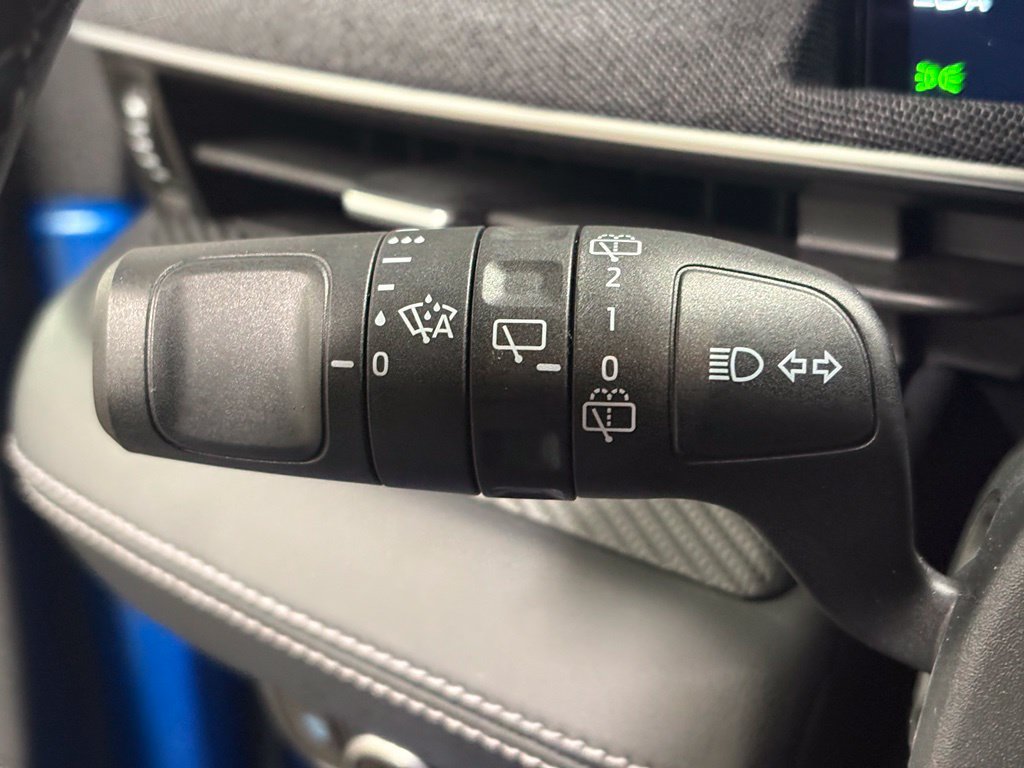 Used 2025 Ford Mustang Mach-E Premium AWD/4WD image 21