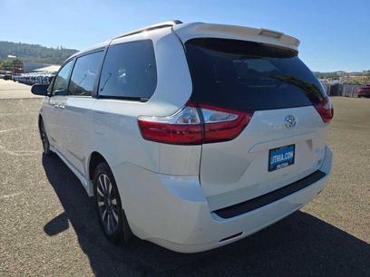 Used 2019 Toyota Sienna XLE w/ XLE Navigation Package