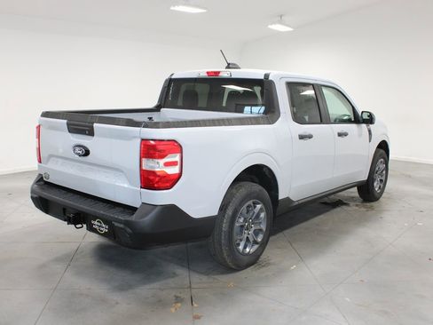 New 2025 Ford Maverick XLT w/ XLT Luxury Package image 8