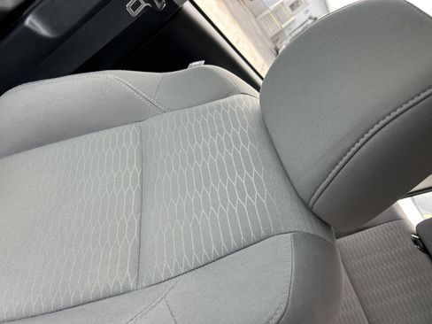 Used 2018 Toyota Tacoma SR5 image 29