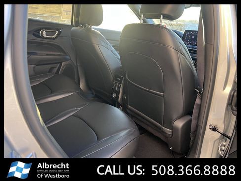 New 2026 Jeep Compass Limited image 13