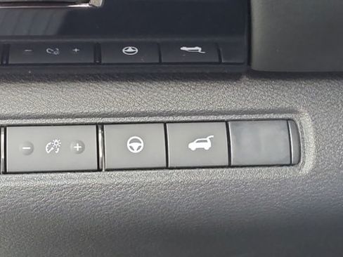 Certified 2026 Nissan Pathfinder SV AWD/4WD image 37