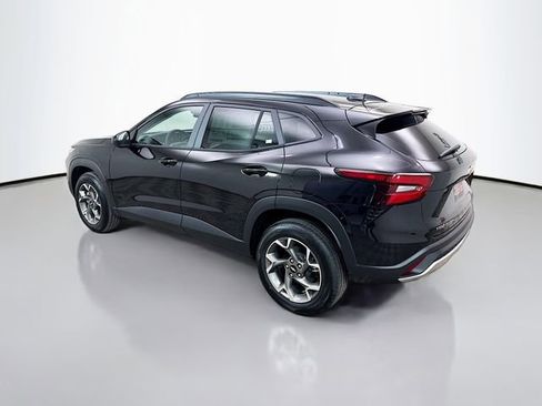 New 2026 Chevrolet Trax LT image 6