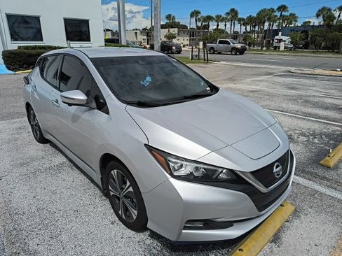 Used 2021 Nissan Leaf SL Plus FWD image 3