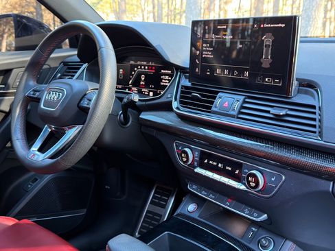 Used 2024 Audi SQ5 Premium Plus image 22