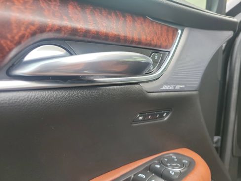 Used 2020 Cadillac XT5 Premium Luxury w/ LPO, Illumination Package image 26