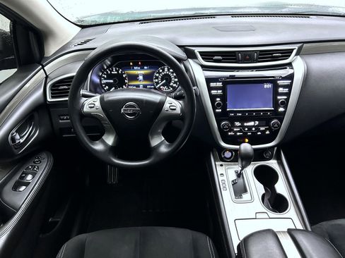 Used 2017 Nissan Murano S image 14