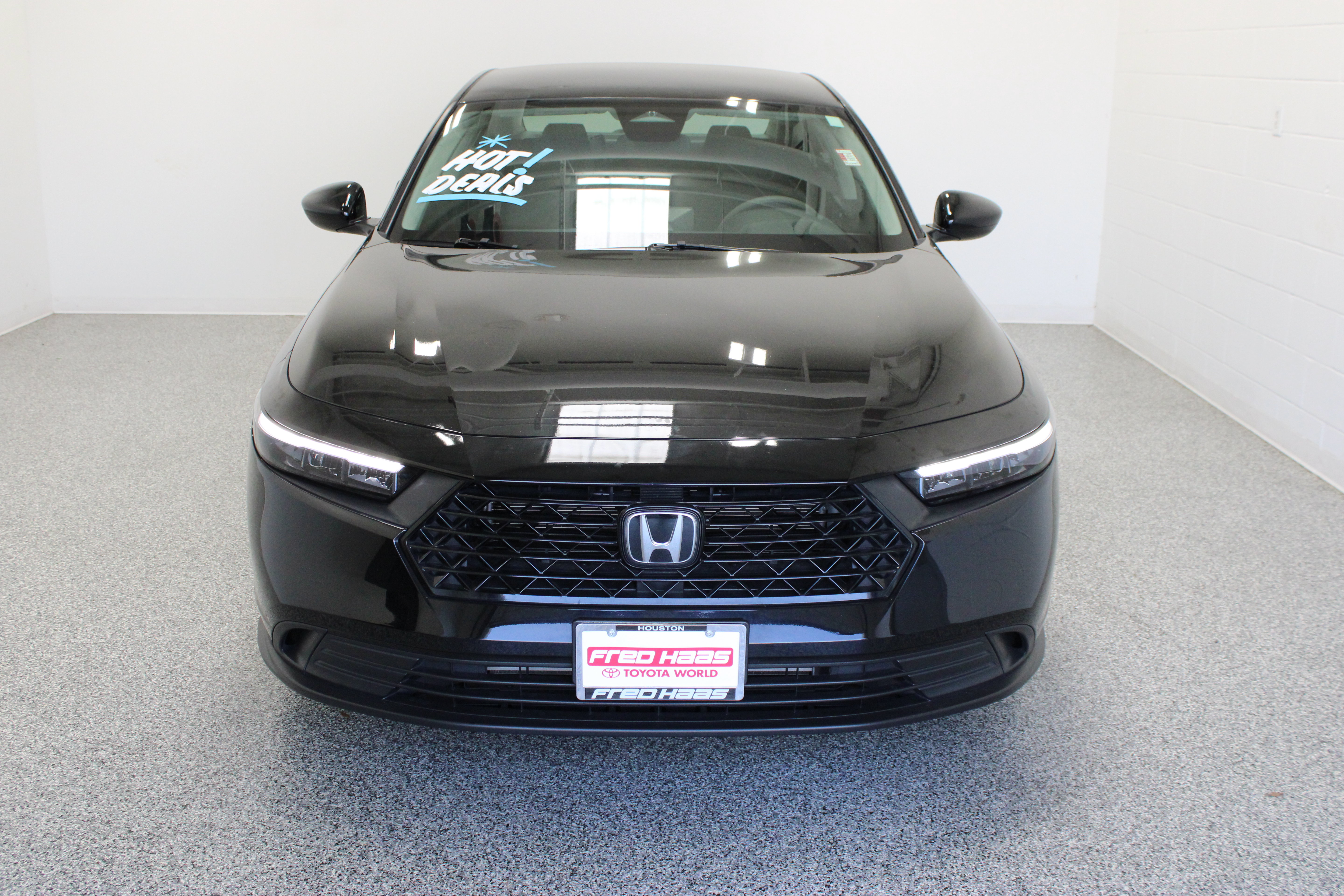 Used 2025 Honda Accord LX image 3