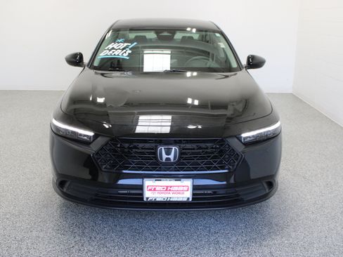 Used 2025 Honda Accord LX image 3