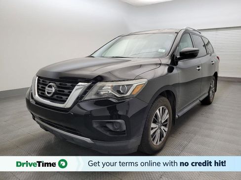 Used 2017 Nissan Pathfinder S image 1