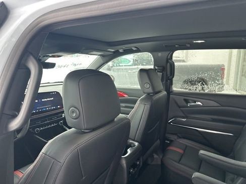 New 2026 Chevrolet Traverse RS w/ LPO, Floor Liner Package image 29