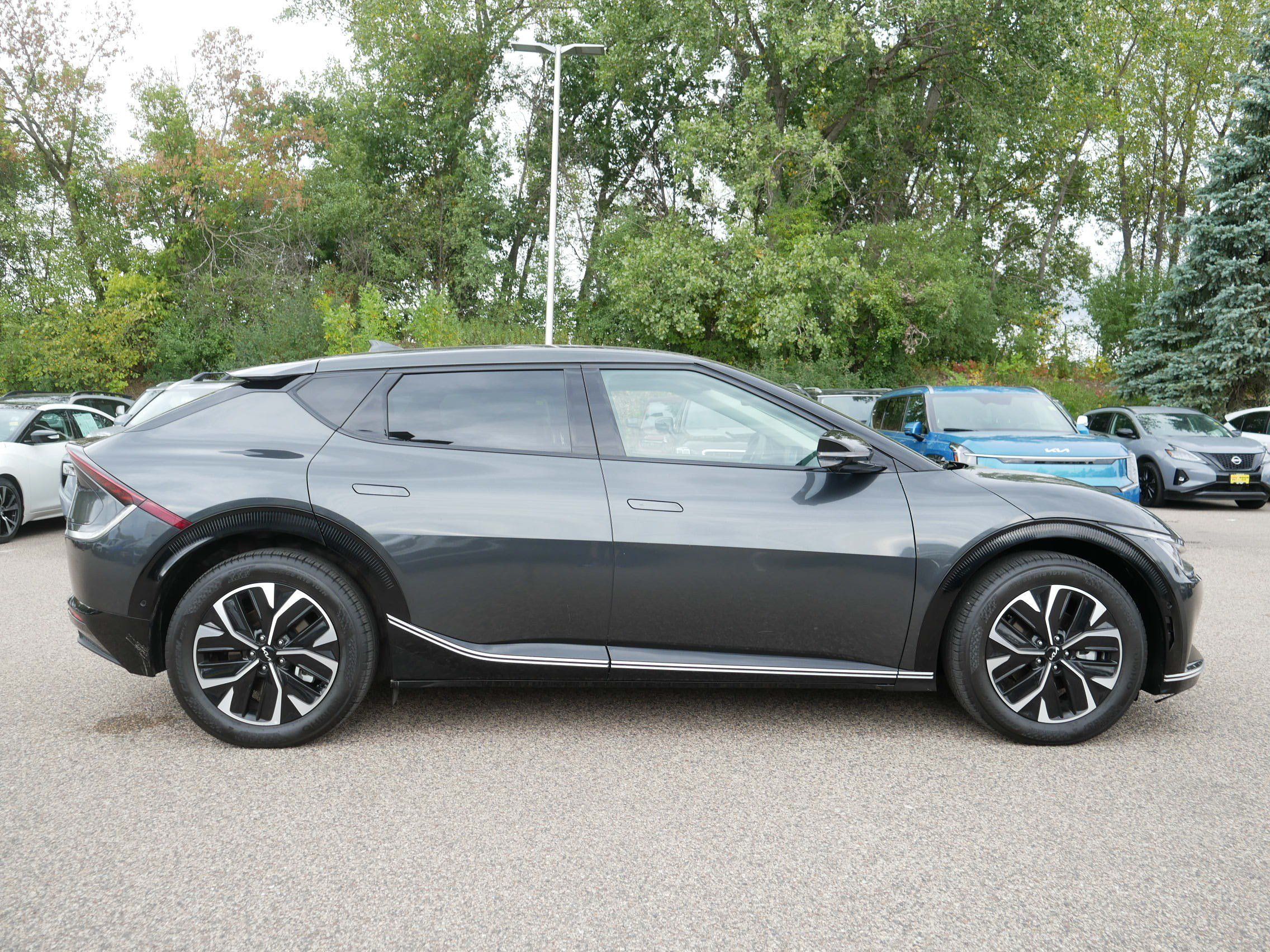 Certified 2024 Kia EV6 Wind w/ Wind Technology Package AWD/4WD image 8
