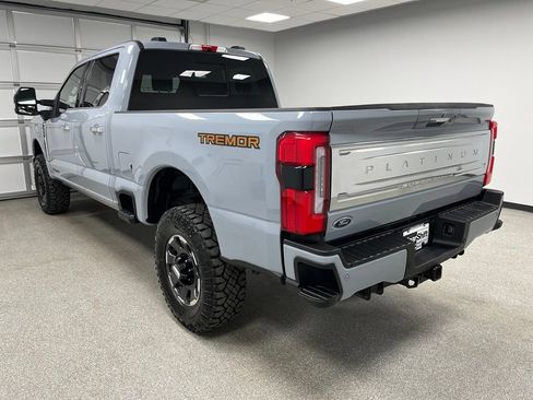 Used 2024 Ford F350 Platinum w/ Tremor Off-Road Package AWD/4WD image 8