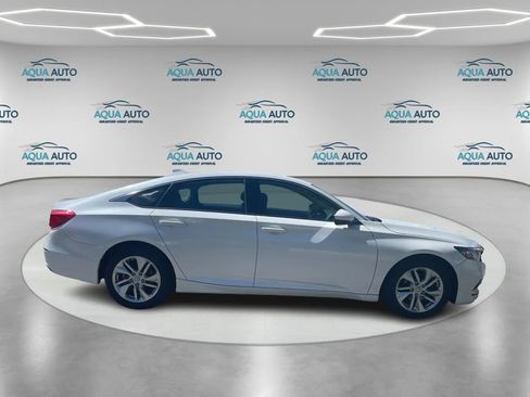 Used 2018 Honda Accord LX image 3