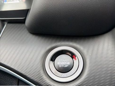 Used 2025 Jeep Grand Cherokee Laredo w/ Luxury Tech Group I image 46