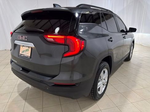 Used 2021 GMC Terrain SLE w/ Driver Convenience Package FWD image 6